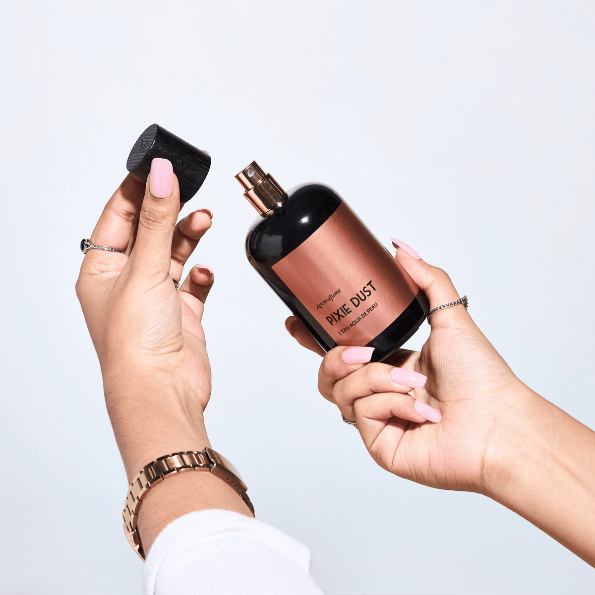 Apply & Perfume